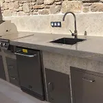 Vida Vila *