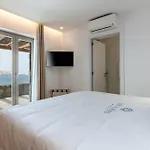 Vida Vila *